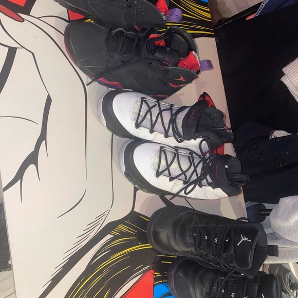 Kids Jordan bundle size 2 $200 - Picture 3 of 4